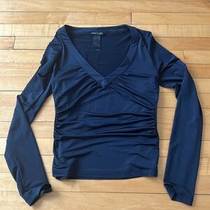 Vintage Keneth Cole v-neck long sleeve